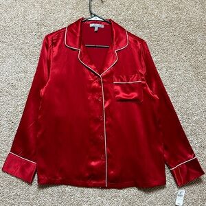 Neiman Marcus Intimates 100% silk button up pijama top Red New